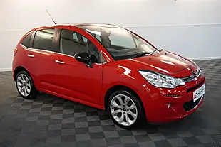 Used 2016 Citroen C3 Platinum Red - Interior and Exterior details 5