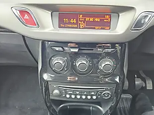 Used 2016 Citroen C3 Tech Edition Purple - Interior and Exterior details 13