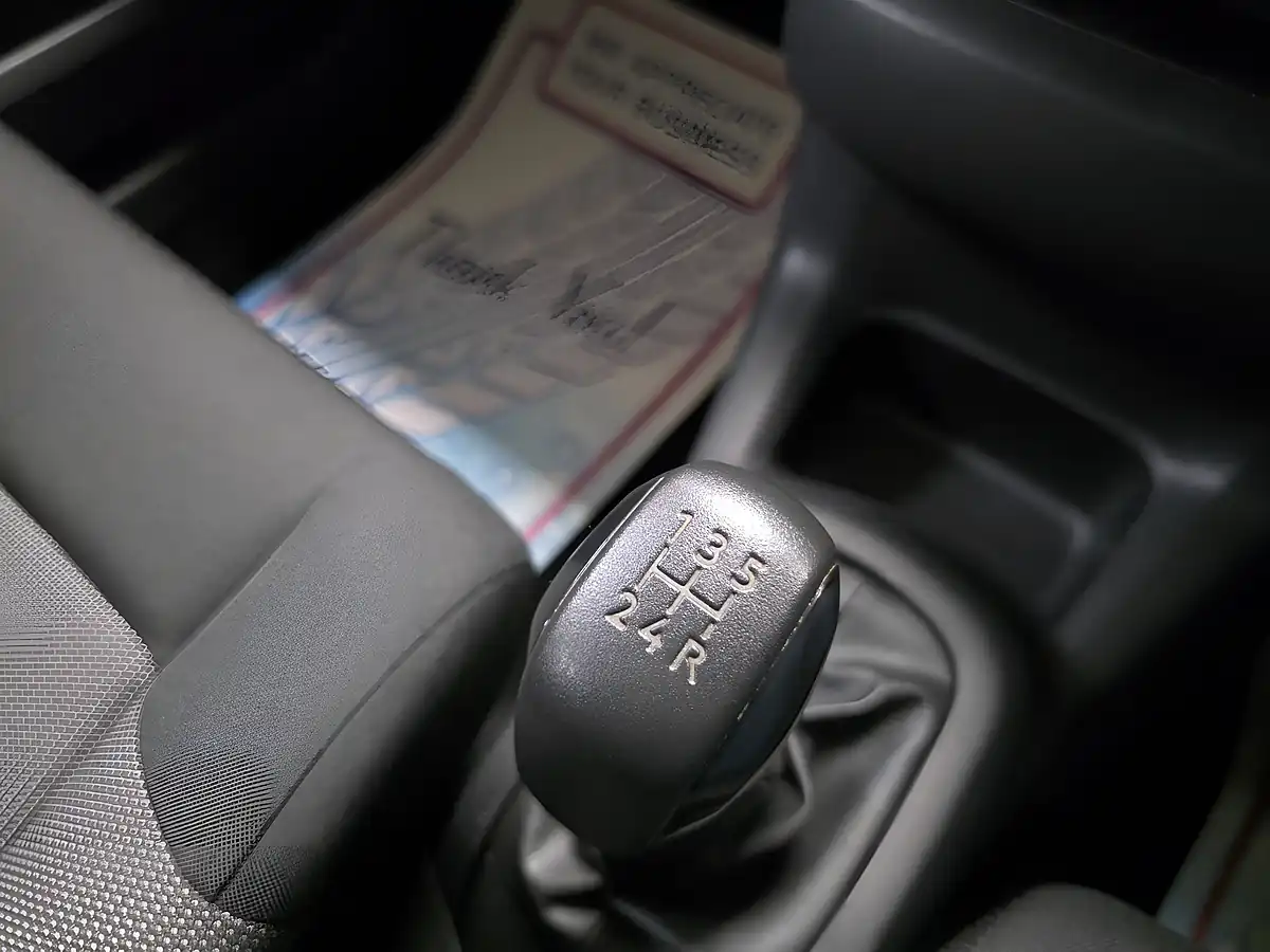 Used 2016 Citroen C4 Cactus Feel Black - Interior and Exterior details 11