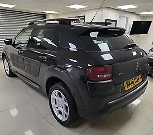 Used 2016 Citroen C4 Cactus Feel Black - Interior and Exterior details 3