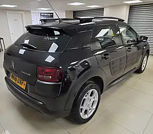 Used 2016 Citroen C4 Cactus Feel Black - Interior and Exterior details 4