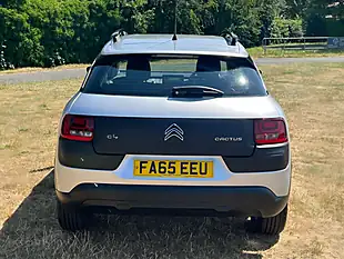Used 2016 Citroen C4 Cactus Feel Silver - Interior and Exterior details 6