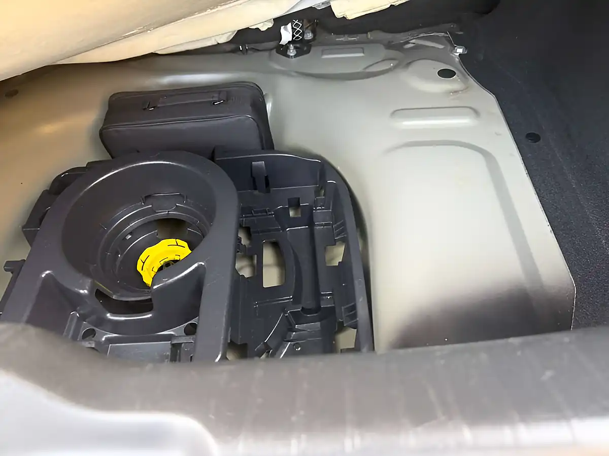 Used 2016 Citroen C4 Cactus Flair Black - Interior and Exterior details 20