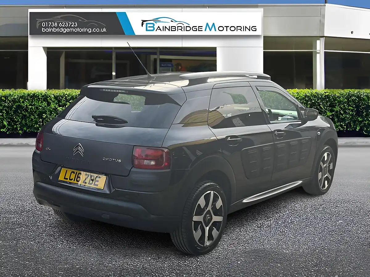 Used 2016 Citroen C4 Cactus Flair Black - Interior and Exterior details 3