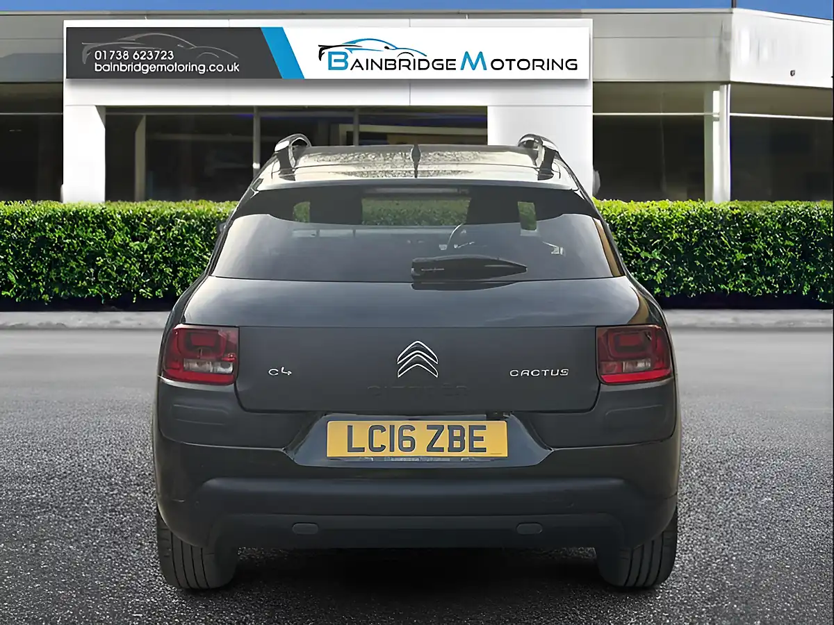 Used 2016 Citroen C4 Cactus Flair Black - Interior and Exterior details 4