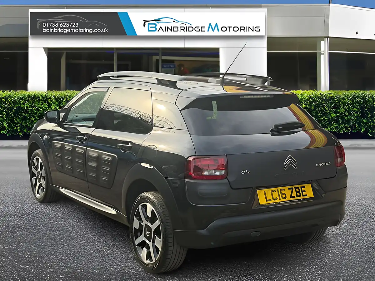 Used 2016 Citroen C4 Cactus Flair Black - Interior and Exterior details 5