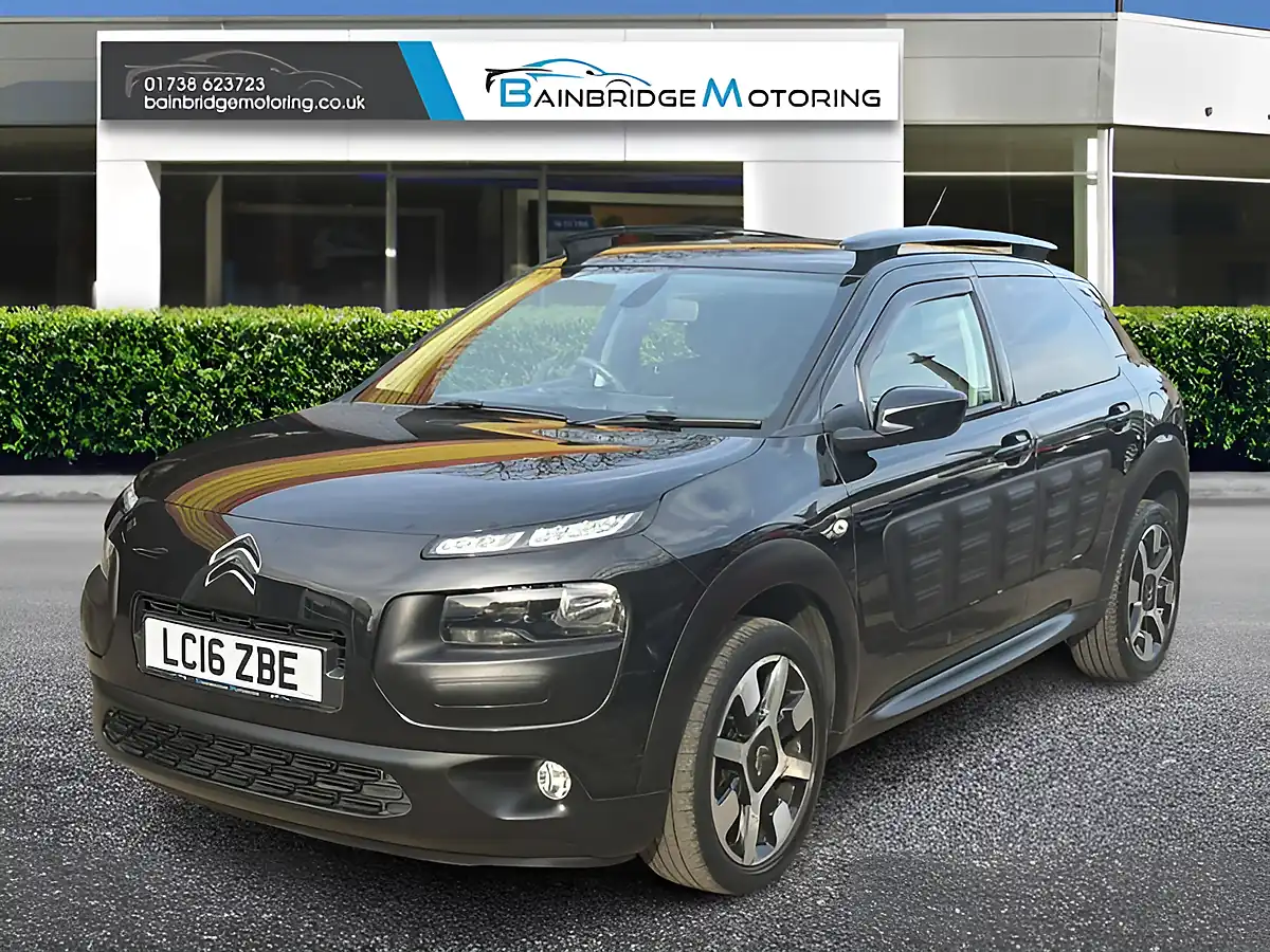 Used 2016 Citroen C4 Cactus Flair Black - Interior and Exterior details 7