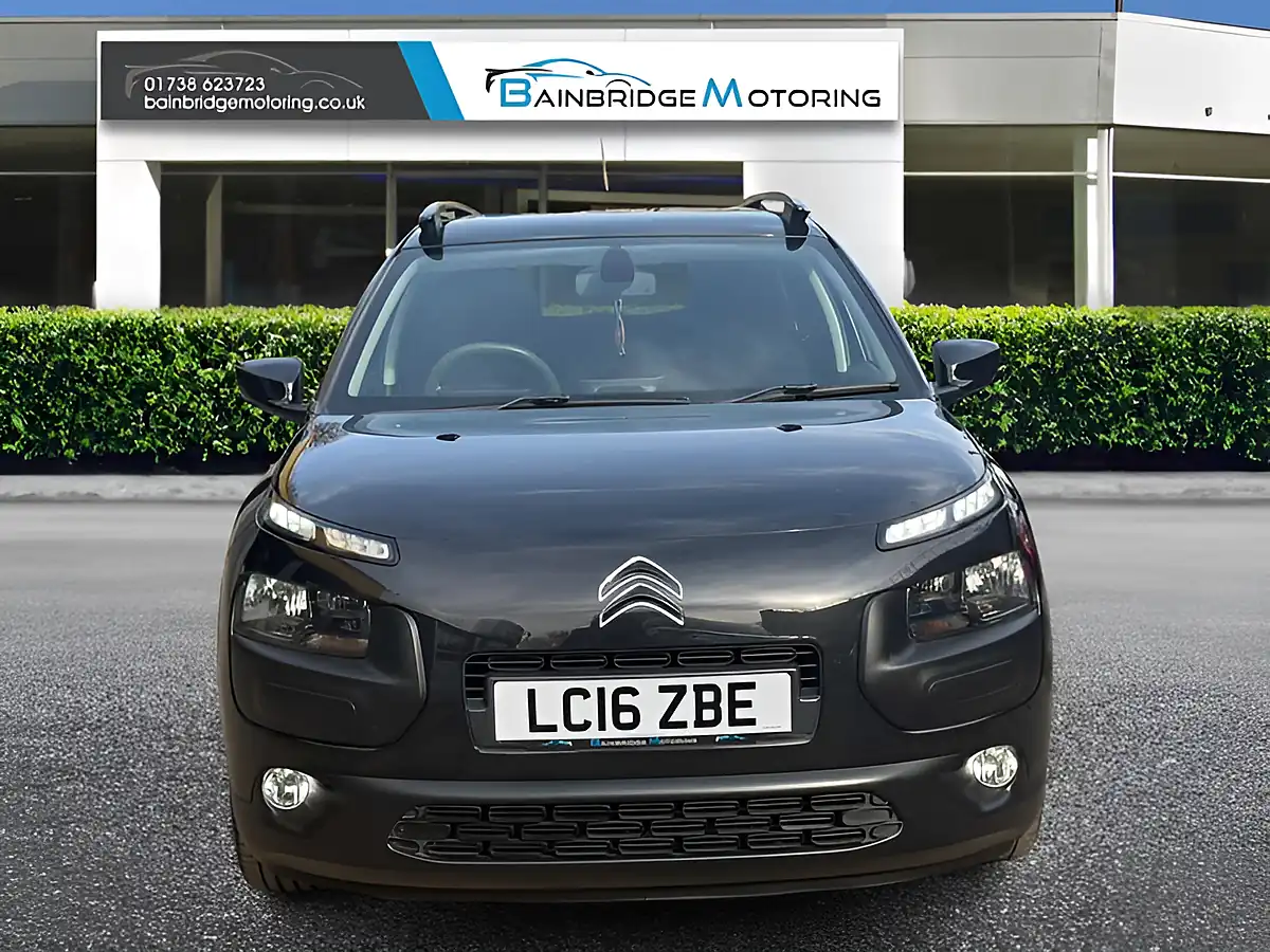 Used 2016 Citroen C4 Cactus Flair Black - Interior and Exterior details 8