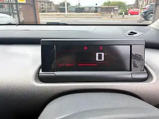 Used 2016 Citroen C4 Cactus Flair Black - Interior and Exterior details 14