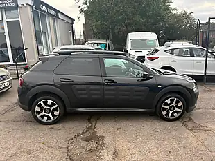 Used 2016 Citroen C4 Cactus Flair Black - Interior and Exterior details 2
