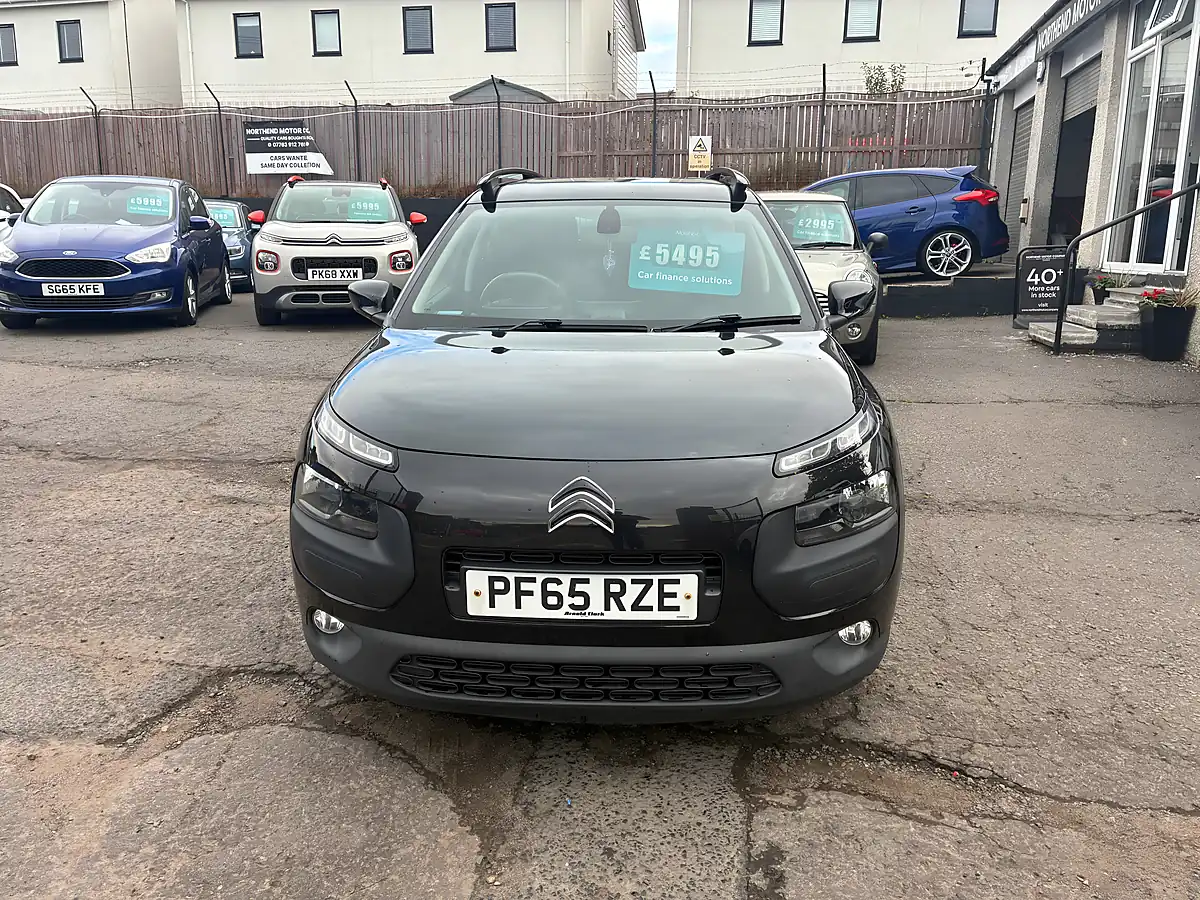 Used 2016 Citroen C4 Cactus Flair Black - Interior and Exterior details 8