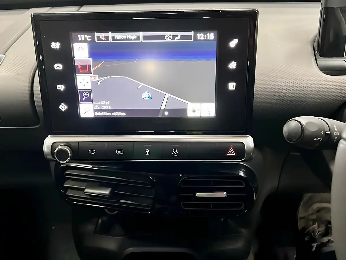 Used 2016 Citroen C4 Cactus Flair Blue - Interior and Exterior details 11