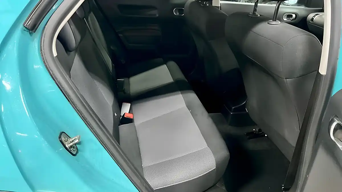 Used 2016 Citroen C4 Cactus Flair Blue - Interior and Exterior details 12