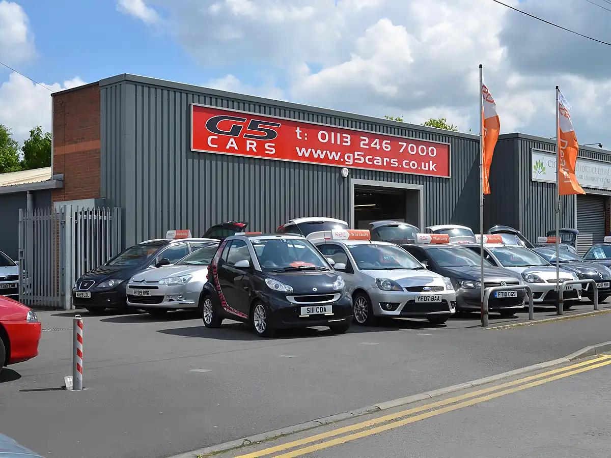 Used 2016 Citroen C4 Cactus Flair Blue - Interior and Exterior details 20