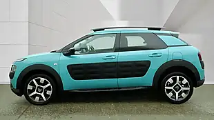 Used 2016 Citroen C4 Cactus Flair Blue - Interior and Exterior details 5