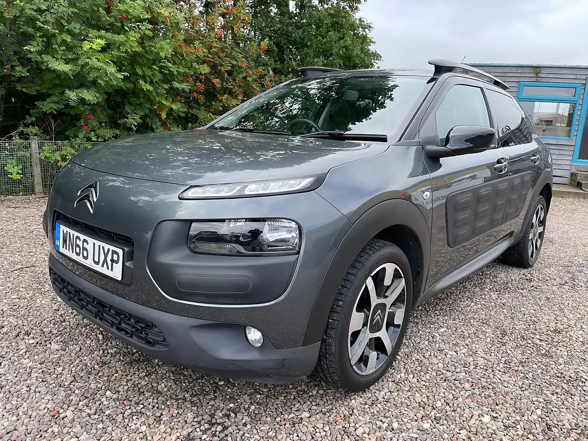 Used 2016 Citroen C4 Cactus Flair Edition Grey - Interior and Exterior details 2