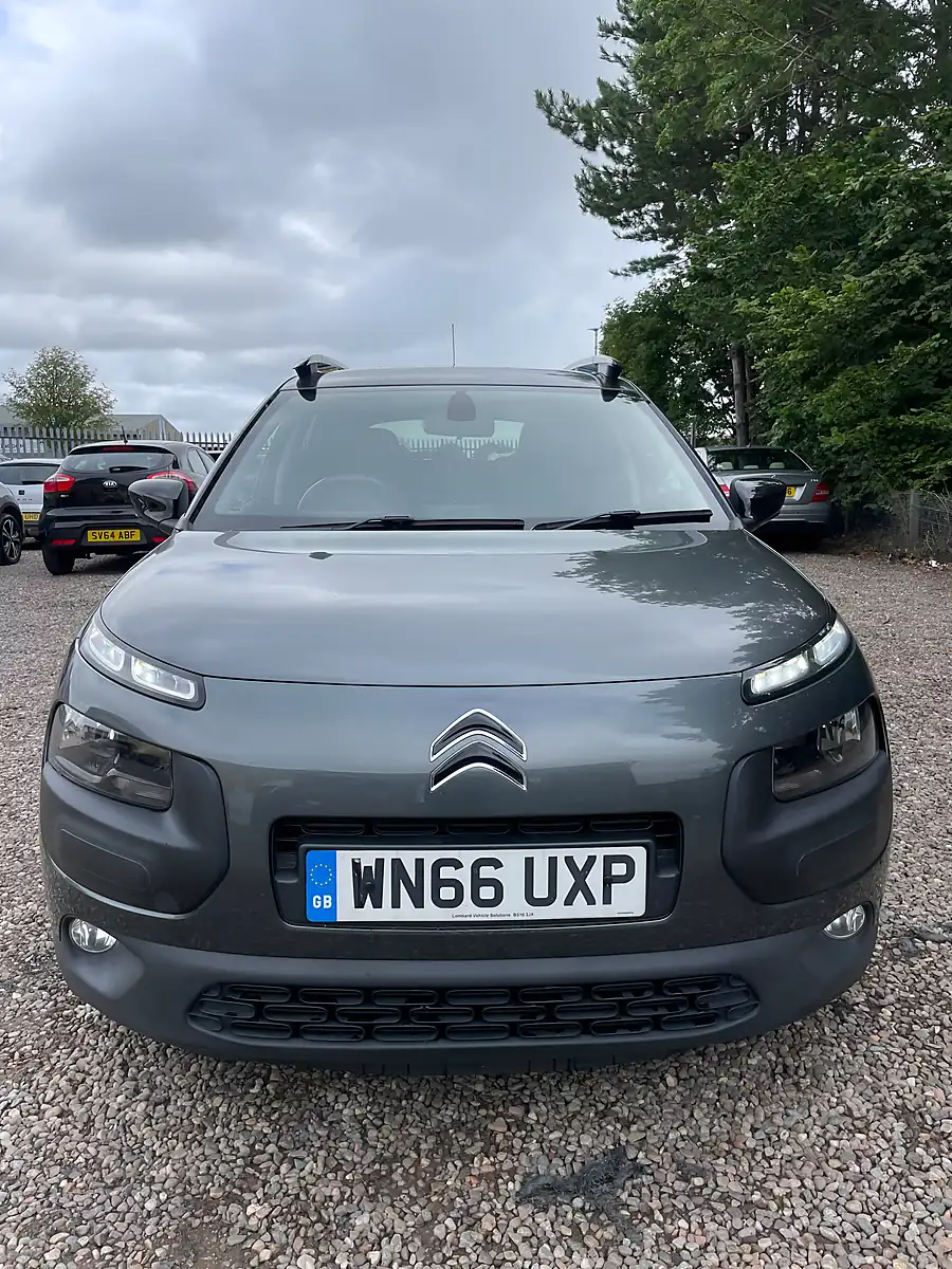 Used 2016 Citroen C4 Cactus Flair Edition Grey - Interior and Exterior details 9