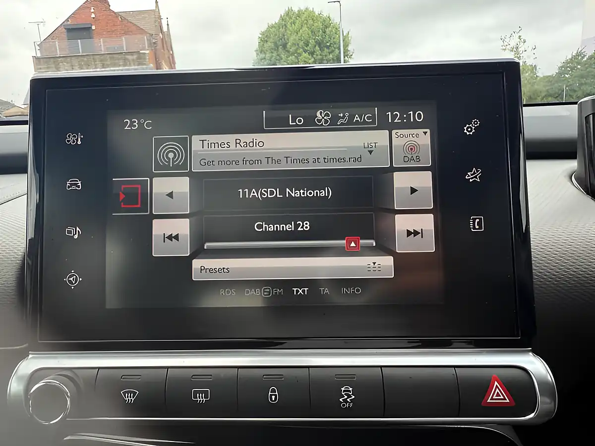 Used 2016 Citroen C4 Cactus Flair Edition Obsidian Black - Interior and Exterior details 19