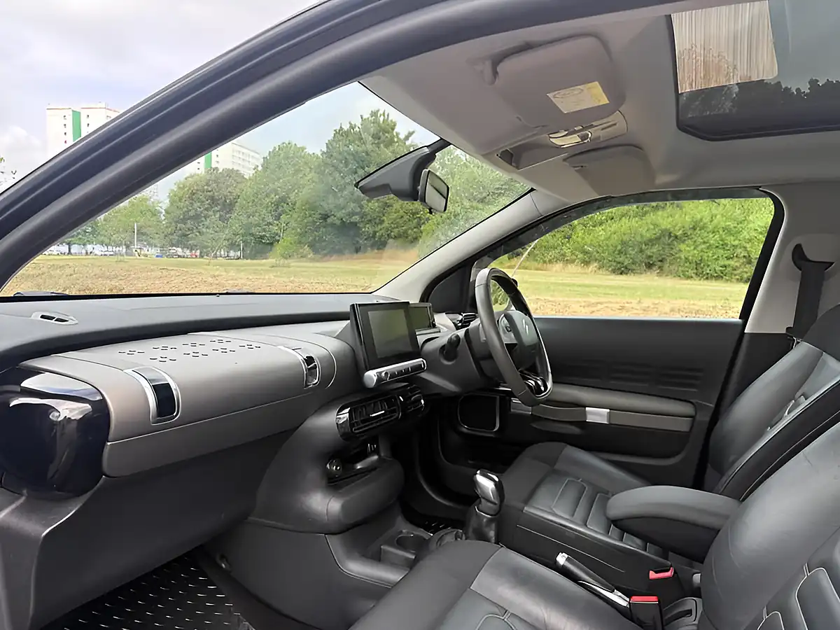 Used 2016 Citroen C4 Cactus Flair Edition Obsidian Black - Interior and Exterior details 8