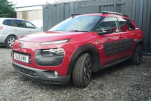 Used 2016 Citroen C4 Cactus Flair Edition Red - Interior and Exterior details 9
