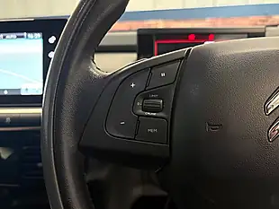 Used 2016 Citroen C4 Cactus Flair Edition Red - Interior and Exterior details 17