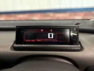 Used 2016 Citroen C4 Cactus Flair Edition Red - Interior and Exterior details 8
