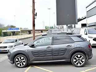 Used 2016 Citroen C4 Cactus Flair Grey - Interior and Exterior details 4