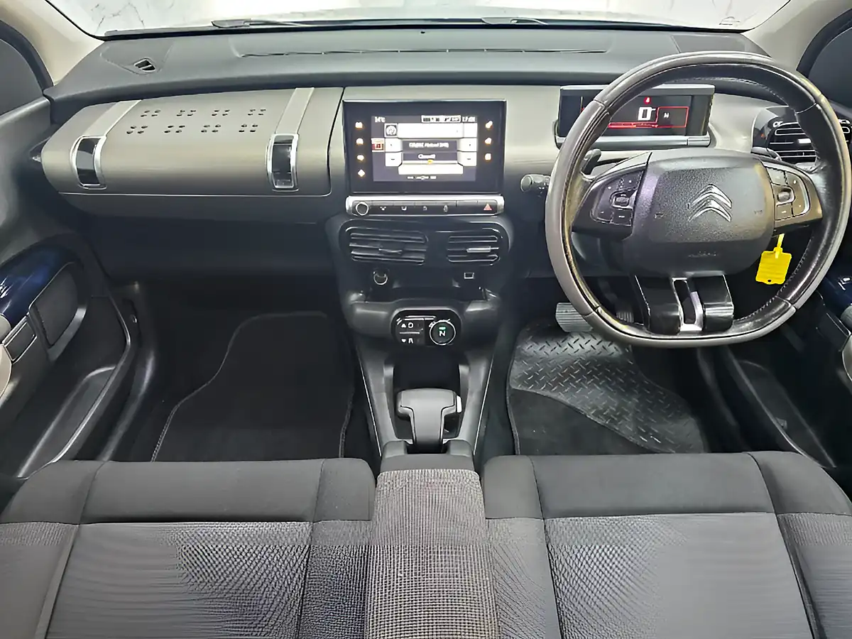 Used 2016 Citroen C4 Cactus Flair Grey - Interior and Exterior details 11