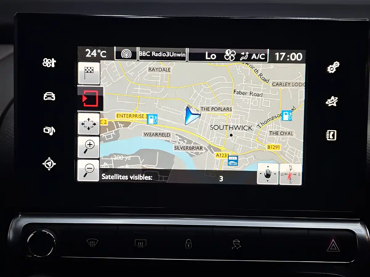Used 2016 Citroen C4 Cactus Flair Grey - Interior and Exterior details 12