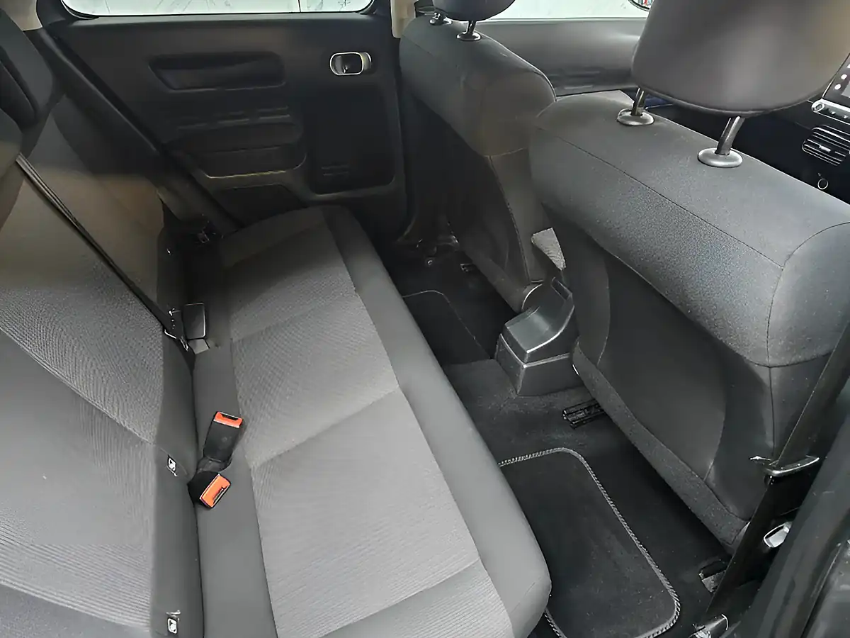 Used 2016 Citroen C4 Cactus Flair Grey - Interior and Exterior details 16