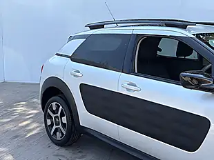 Used 2016 Citroen C4 Cactus Flair Pearl White - Interior and Exterior details 5