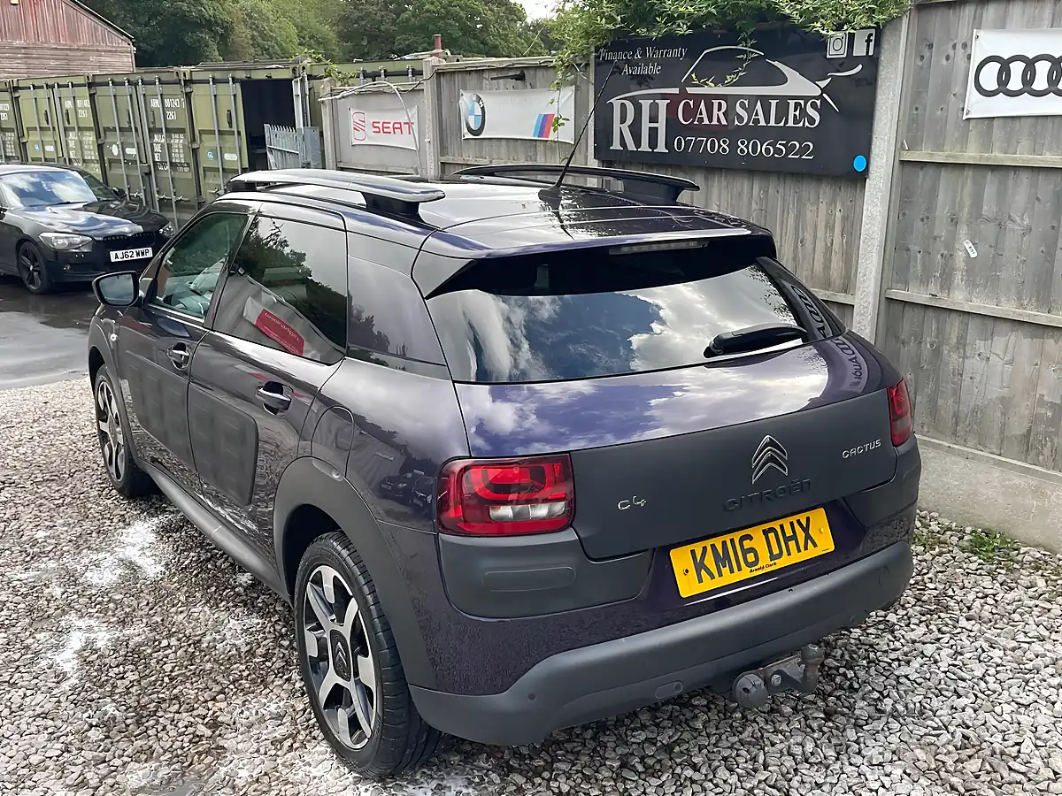 Used 2016 Citroen C4 Cactus Flair Purple - Interior and Exterior details 15