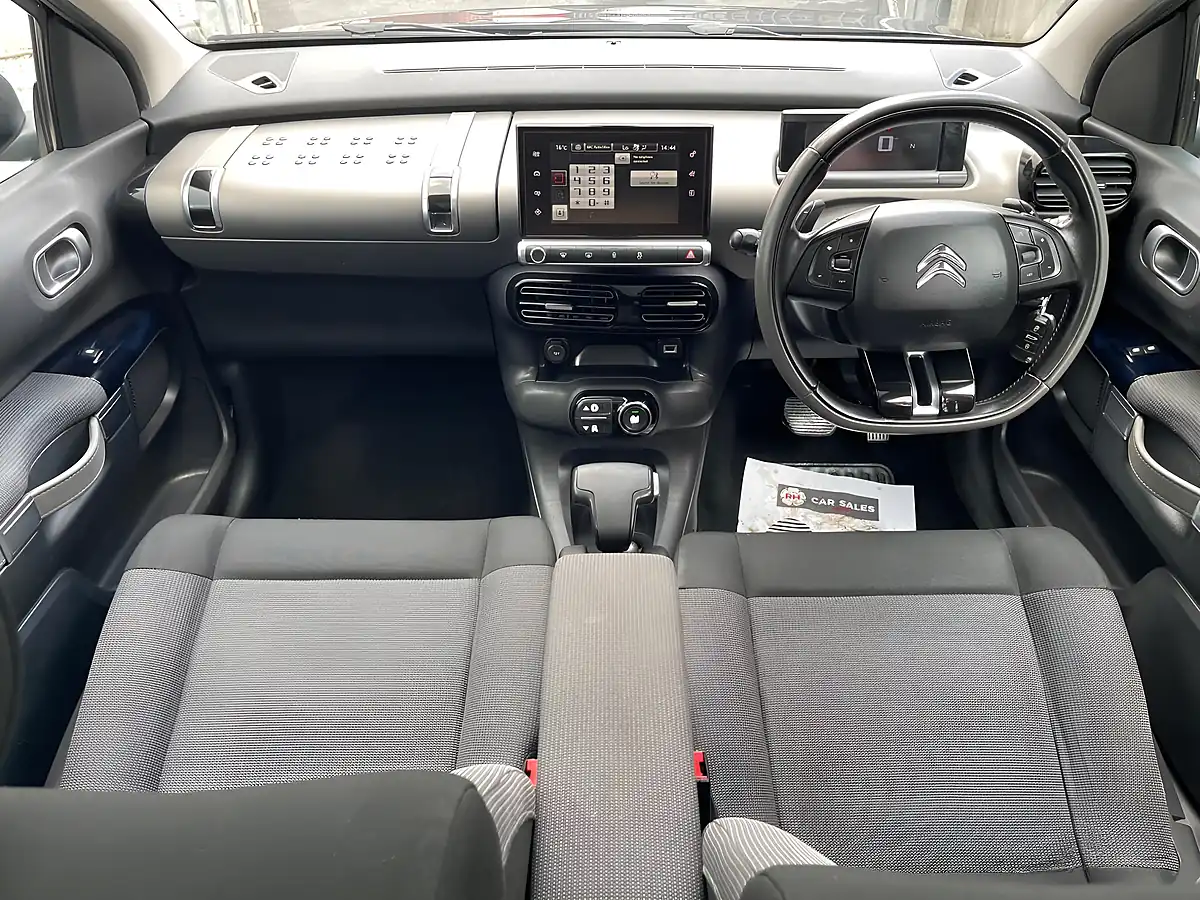 Used 2016 Citroen C4 Cactus Flair Purple - Interior and Exterior details 4