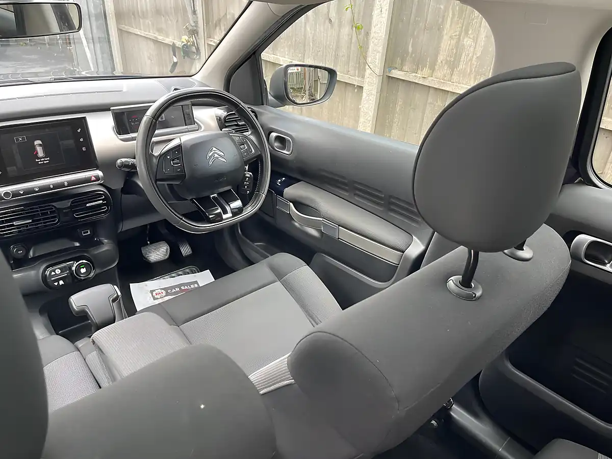 Used 2016 Citroen C4 Cactus Flair Purple - Interior and Exterior details 5