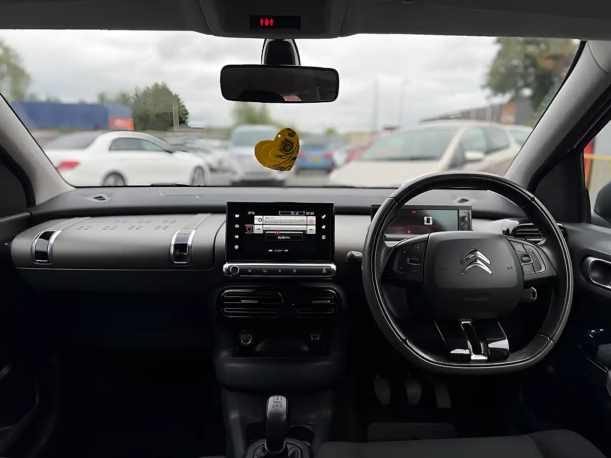 Used 2016 Citroen C4 Cactus Flair Silver - Interior and Exterior details 13