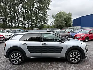 Used 2016 Citroen C4 Cactus Flair Silver - Interior and Exterior details 9