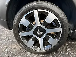 Used 2016 Citroen C4 Cactus Flair Silver - Interior and Exterior details 18