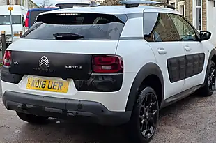 Used 2016 Citroen C4 Cactus Flair White - Interior and Exterior details 13