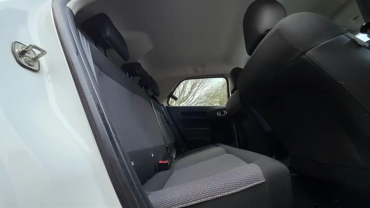 Used 2016 Citroen C4 Cactus Flair White - Interior and Exterior details 19