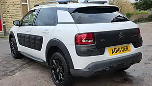 Used 2016 Citroen C4 Cactus Flair White - Interior and Exterior details 7