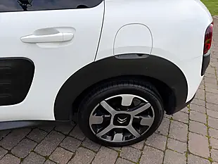 Used 2016 Citroen C4 Cactus Flair White - Interior and Exterior details 12
