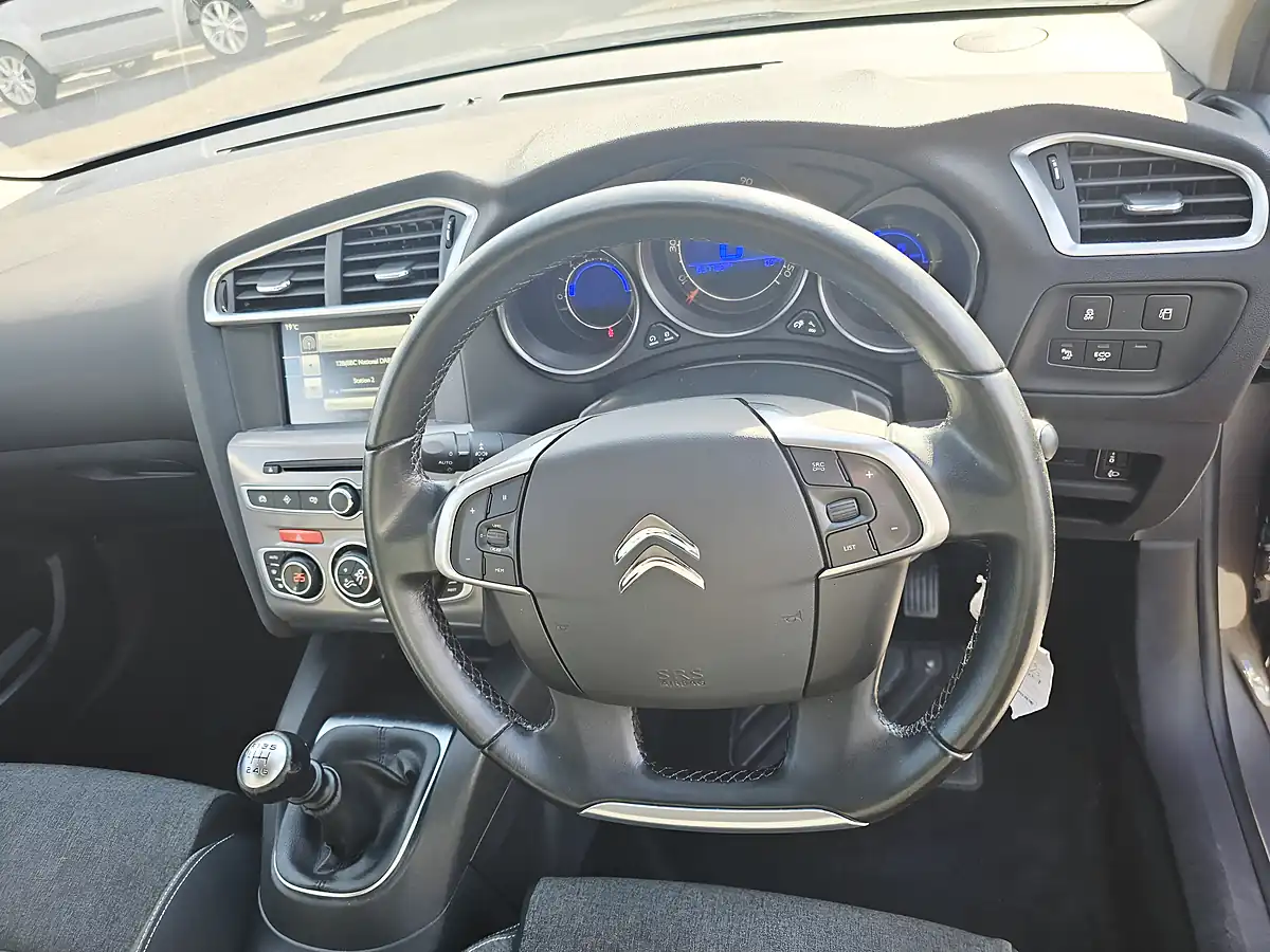 Used 2016 Citroen C4 Flair Grey - Interior and Exterior details 13