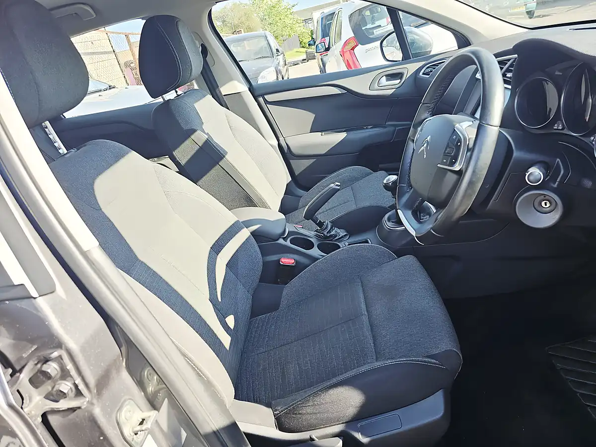 Used 2016 Citroen C4 Flair Grey - Interior and Exterior details 9