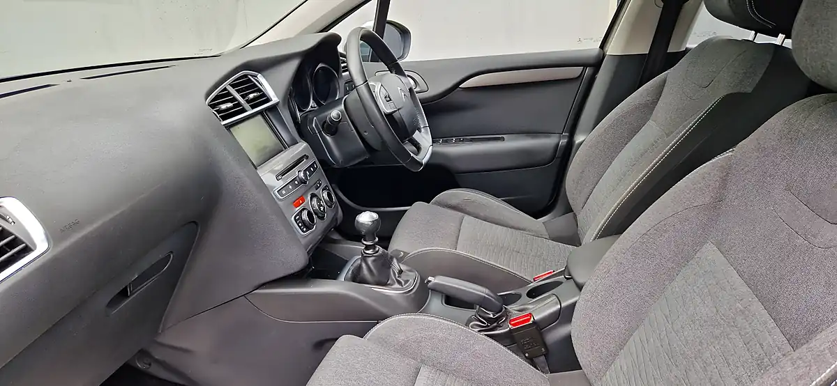 Used 2016 Citroen C4 Flair Grey - Interior and Exterior details 13