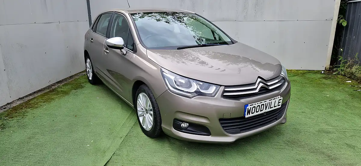 Used 2016 Citroen C4 Flair Grey - Interior and Exterior details 3