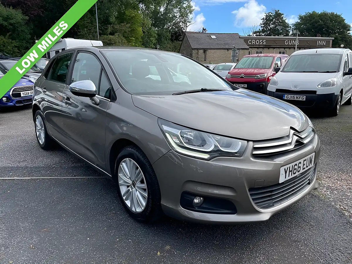 Used 2016 Citroen C4 Flair Grey - Interior and Exterior details 2