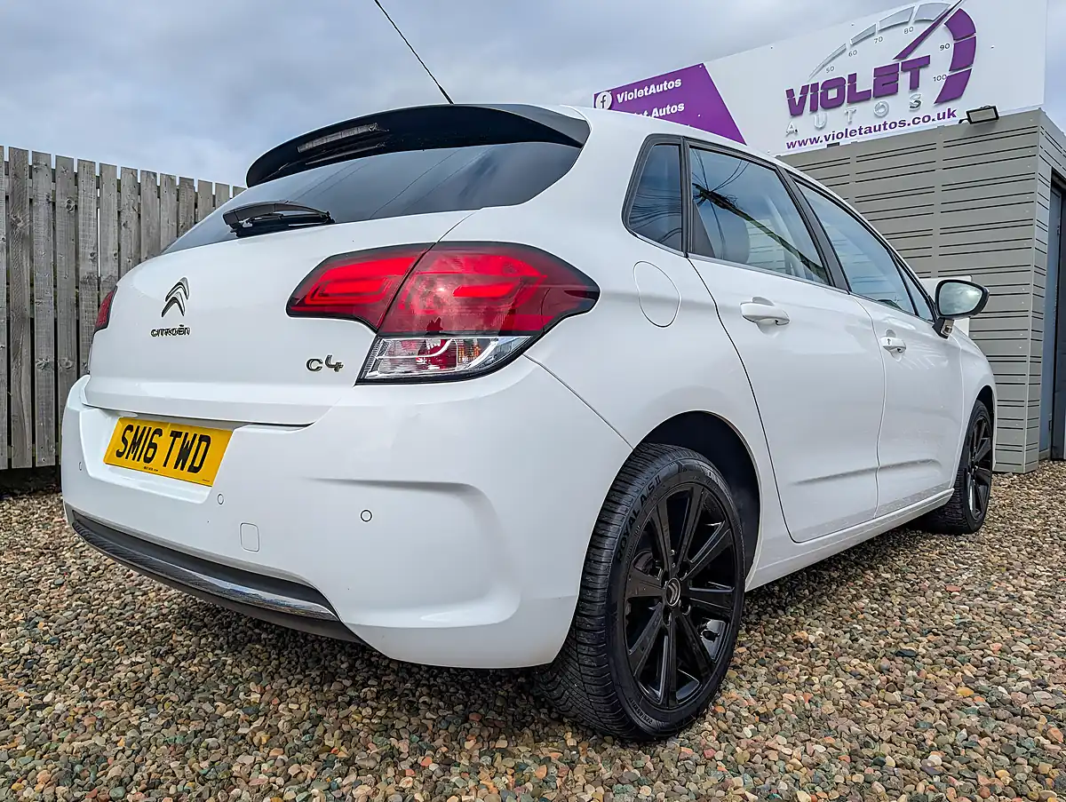 Used 2016 Citroen C4 Flair White - Interior and Exterior details 16
