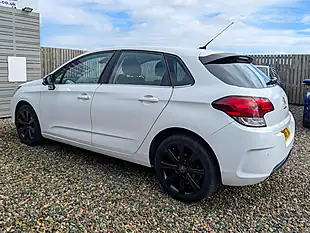 Used 2016 Citroen C4 Flair White - Interior and Exterior details 9