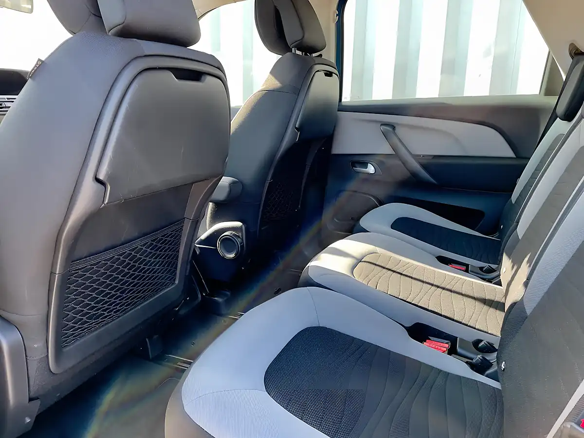 Used 2016 Citroen C4 Picasso Exclusive Blue - Interior and Exterior details 16