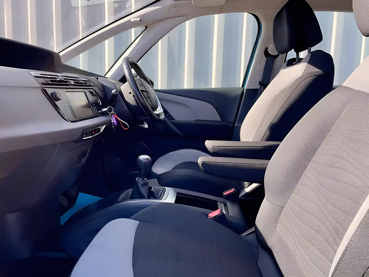 Used 2016 Citroen C4 Picasso Exclusive Blue - Interior and Exterior details 17